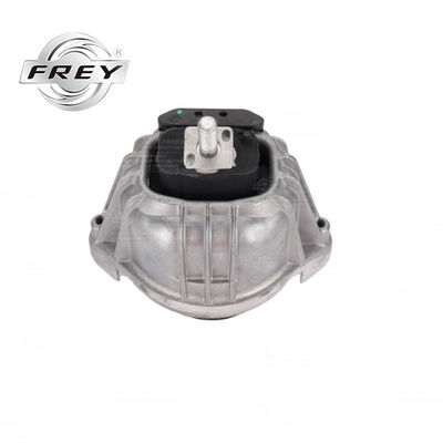 22116760330 Auto Motorlager für BMW E90 E87 E84 E82 E92 E91 E93 325I 130I 2.5I