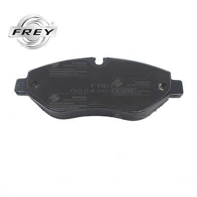 Mehrzweck-Bremsbeläge vorne 0044208320 Passend für Mercedes Benz Sprinter 906