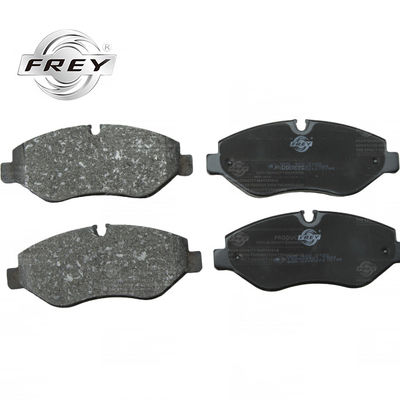 Mehrzweck-Bremsbeläge vorne 0044208320 Passend für Mercedes Benz Sprinter 906